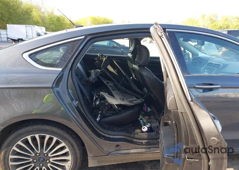 2017 Ford Fusion Se z USA, uszkodzony, nr VIN 3FA6P0T96HR199671